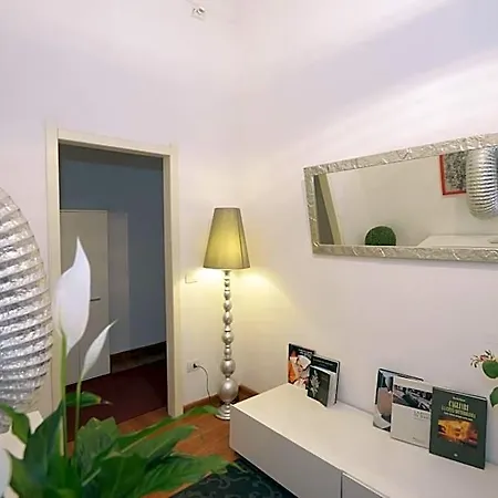 Oda ve Kahvaltı Blanco