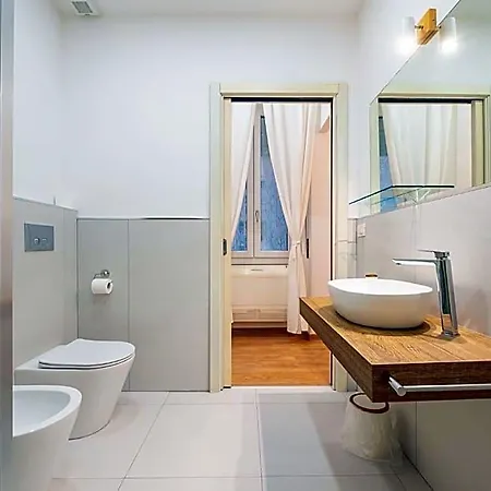 Oda ve Kahvaltı Blanco Cagliari