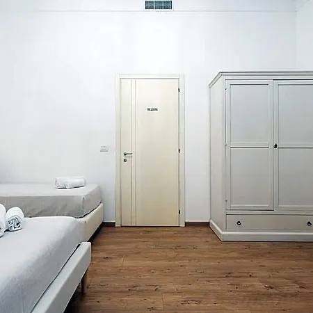 Oda ve Kahvaltı Blanco
